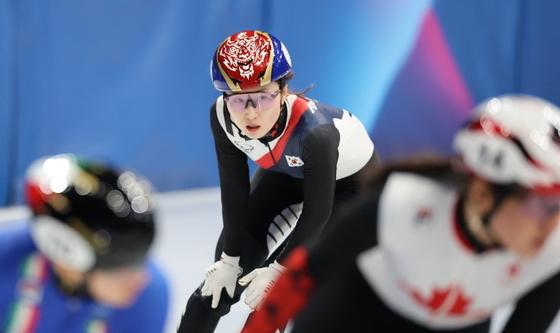 최민정, 여자 1000m 충격 탈락