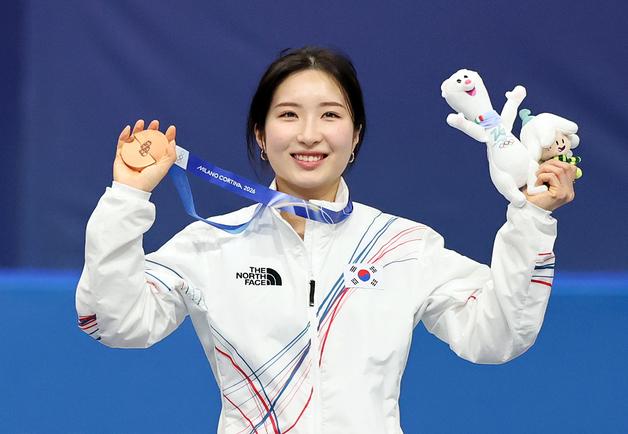 李대통령, 쇼트트랙 동메달 김길리에 축하메시지…"뜻깊은 성과"