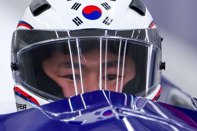 봅슬레이 2인승 '김진수 팀', 1·2차 12위…'석영진 팀' 19위[올림픽]