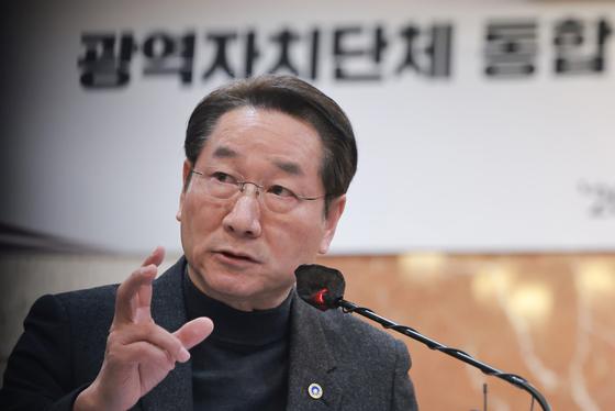 '선거범 재판 지연 반대' 유정복, 본인 재판은 연기 요구…근거는?