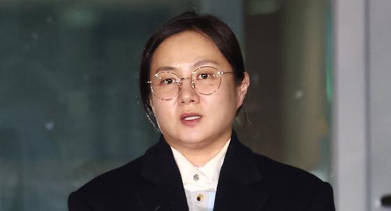 박나래 첫 조사 종료…"심려 끼쳐 사죄, 매니저에 할 말 없다"