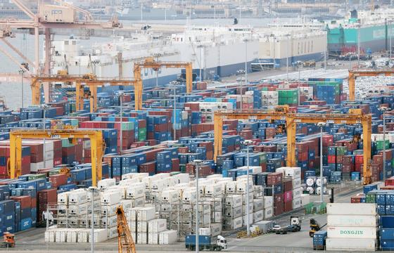 작년 1인당 국민소득 3만6855달러…첫 5000만원 돌파