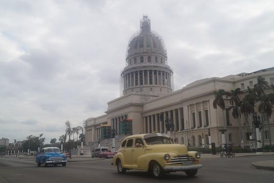 멈춰버린 '혁명의 시간'…벼랑 끝에 선 쿠바