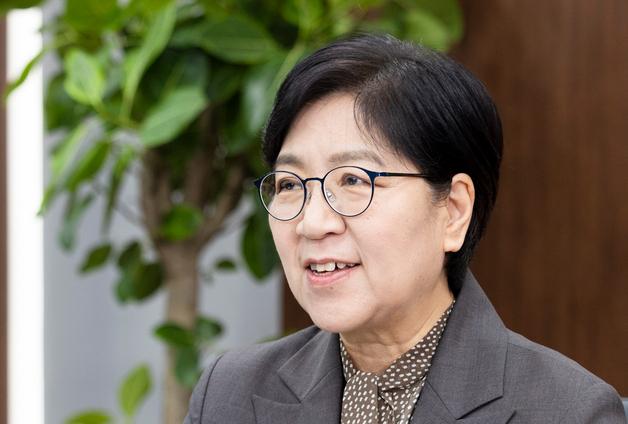 정은경 "제네릭價 OECD 평균 2배…R&D 투자 비례 보상체계 개편"