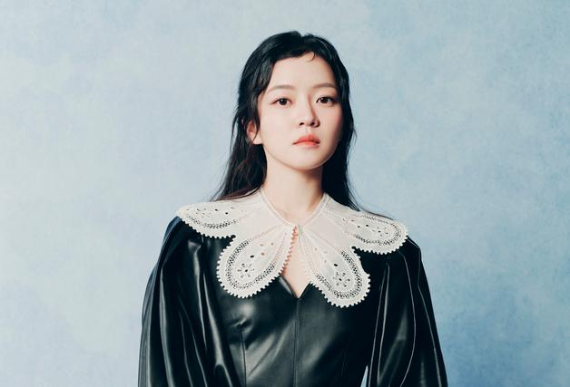 고아성 "10㎏ 증량·예쁘지 않은 캐릭터로 첫 멜로? 감독님 믿었죠"