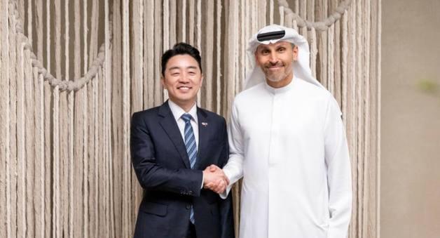 강훈식, UAE서 방산협력 350억불 확정…650억불 사업 추진