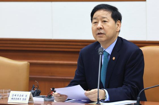 돼지고기·계란 등 23개 '민생물가 특별관리 품목' 지정