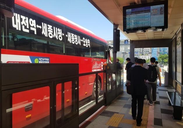 세종·대전·청주 잇는 행복도시권 BRT, 이용객 7% 늘어…1328만명 '최다'