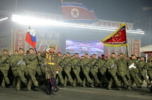 당 대회서 中·러 흔적 최소화한 北…'주체적 국가' 이미지 부각
