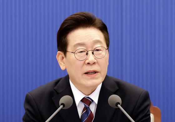 李대통령 "대출·청약 '결혼 페널티' 반드시 찾아내 고쳐야"