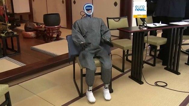 "AI에 설법 듣는 시대"…日 휴머노이드 승려 '붓다로이드' 공개