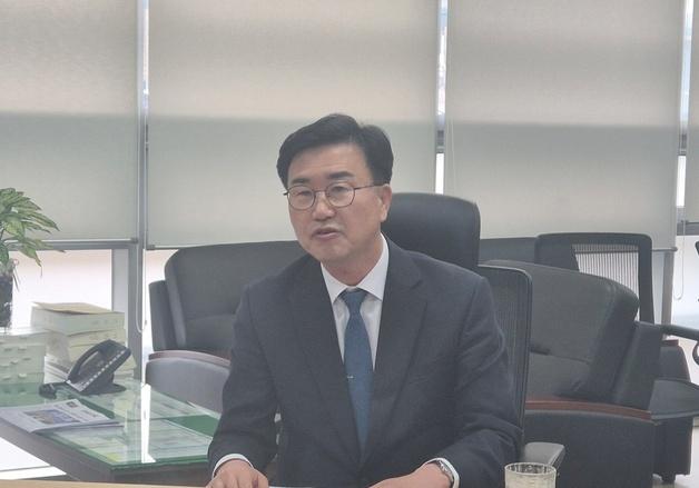 유의식 완주군의장 "지방선거 불출마로 완주·전주 통합 막겠다"