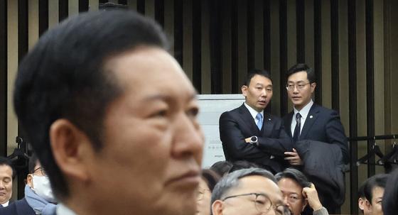 檢개혁자문위원장 사퇴…與법사위 일부도 "신중개혁" 호응