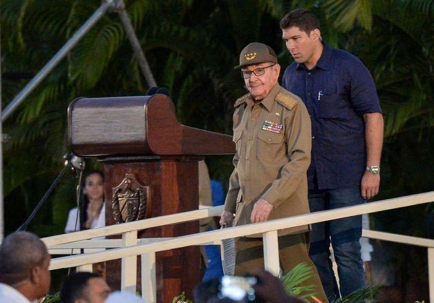  美 정부, 쿠바 압박 속 카스트로 손자와 비밀 회동