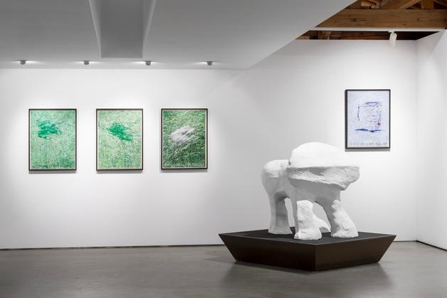 "눈이 아닌 손끝으로 읽는 세계"…엄정순 '보푸라기 - 촉각적 사건'전