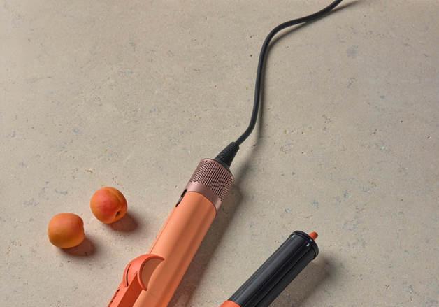 다이슨, '세라믹 아프리콧 & 토파즈' 헤어 케어 에디션 한정판 출시