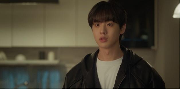 '러브포비아' 김현진, 연우 집에서 AI로 만든 임지은 발견 '충격'