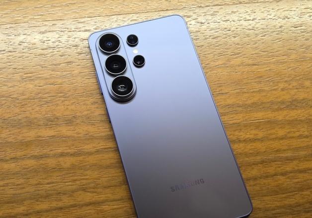 [토요리뷰]'전무후무' 신기능 탑재한 갤S26울트라…직접 써보니