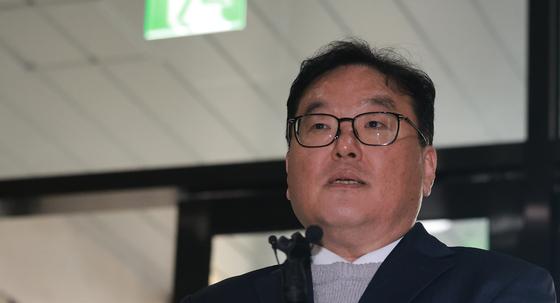 특검, 쿠팡 수사무마 검사 기소…엄희준·김동희 "역겨워"