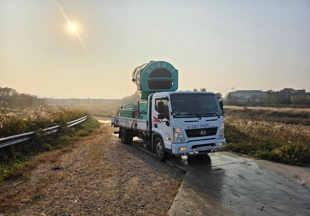 전북도, 가축전염병 확산에 '특별방역 기간' 연장…3월 31일까지