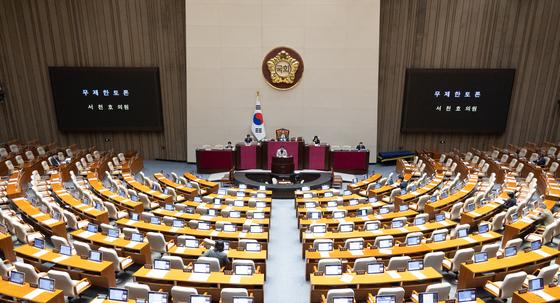 '마지막 사법3법' 대법관 증원법 본회의 통과…찬성 173명