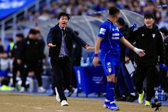 수원, 개막전부터 '이정효 효과' 톡톡…공수 균형·투지 활활