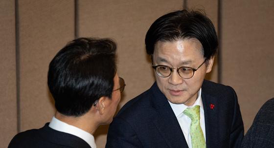 산업장관 "'가짜뉴스' 대한상의 단호히 조치…즉각 감사"