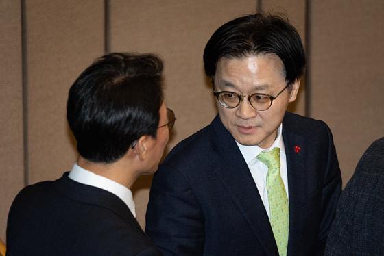 산업장관 "'가짜뉴스' 대한상의 단호히 조치…즉각 감사"