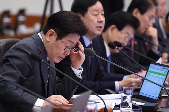 다주택 사면초가…막힌 양도세 퇴로, 버티면 '보유세 폭탄'