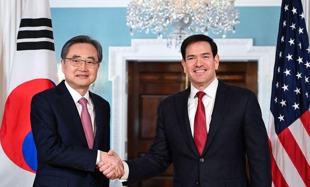 조현 외교장관, 오늘 파리 行…G7서 한미 외교장관 대면 추진