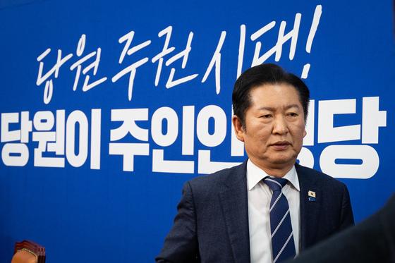 정청래, 합당 설득전…5일 초선·6일 중진·10일 재선 간담회