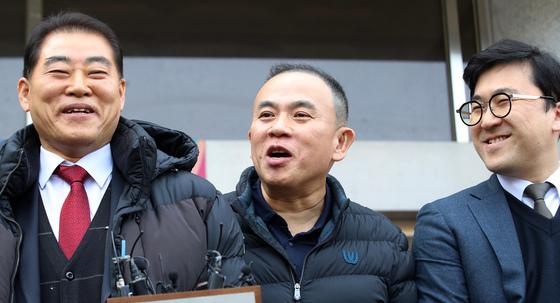 명태균, '공천 돈거래' 모두 무죄…'황금폰 은닉'만 집유