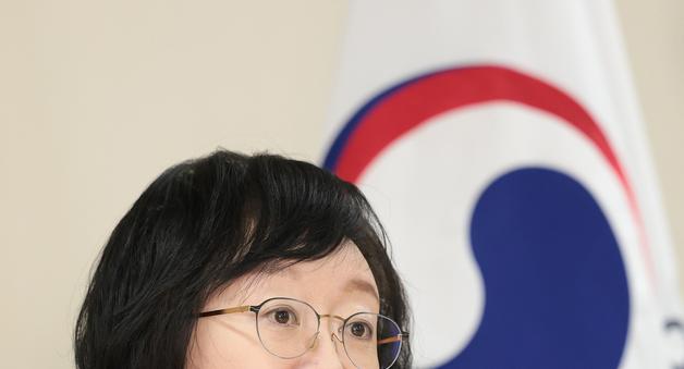 식약처장 "의약품 허가·심사기간 세계 최단 240일내로"