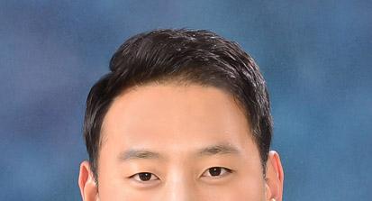 퇴근길 흉기난동범 순식간 제압…'김골라' 시민영웅의 정체