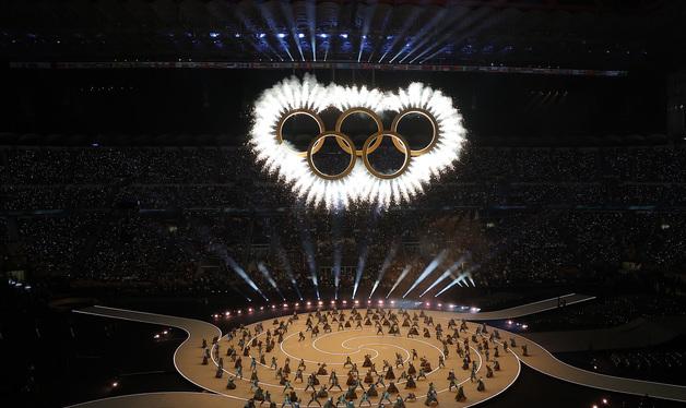 빛나는 오륜 로고