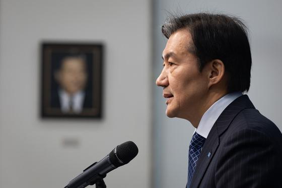 조국 최후통첩 "민주, 13일까지 입장 안내면 합당 없다"