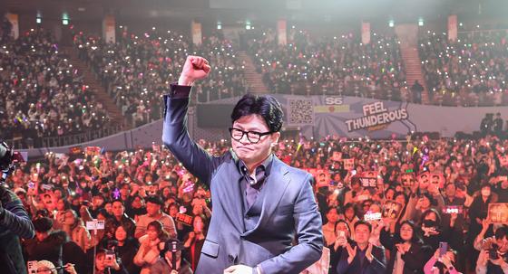 한동훈 "극단주의가 중심되는 퇴행 막겠다…역전승 시작"