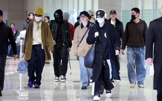 [뉴스1 ★]BTS 완전체 입국…3월 광화문 공연에 최대 26만 인파 예상