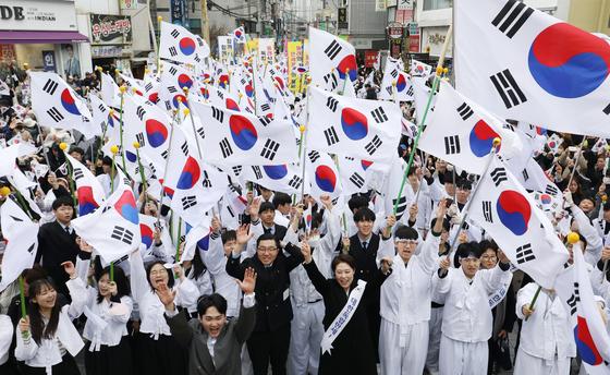 [뉴스1 PICK]107년 전 그날의 함성..."대한독립만세"