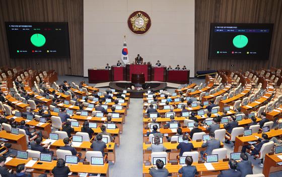 3500억달러 대미 투자 근거 마련…대미투자특별법 국회 통과