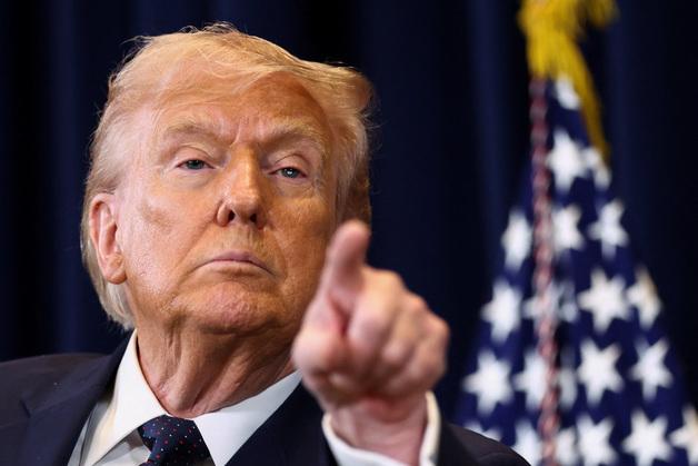 트럼프, 美 유력지들 겨냥 "이란 전쟁서 우리가 지길 원해"