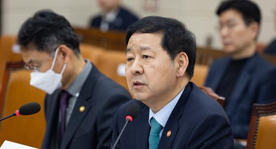 구윤철 "유가 1800원대 적정…최고가격제 2주 단위로"