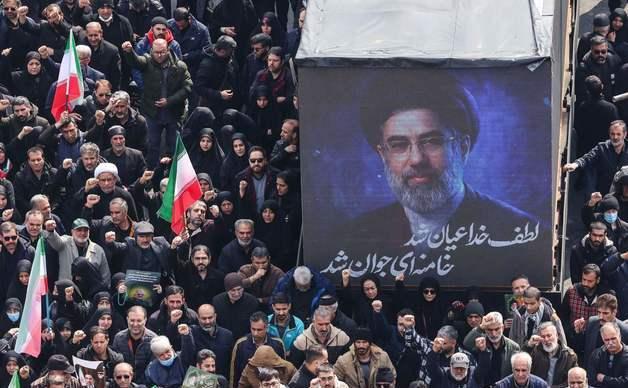 모즈타바 "호르무즈 봉쇄 유지"…美 단기전 구상 흔들리나