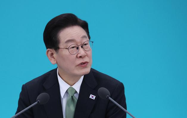 李대통령 추경 지시 공방…野 "지선용 매표" 與 "민생 마중물"