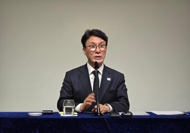 金총리 "트럼프와 백악관서 20분 면담, 北과 관계 진전안 조언"