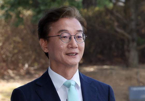 '통일교 금품' 전재수 불기소…"까르띠에 수수 의심되나 시효 완성"(종합)