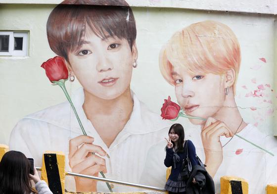 "10만명 몰린다"…BTS 부산 공연 앞 유통가 '외국인 잡기' 들썩