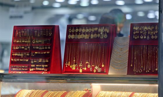 美, 이란 공습에 '안전자산' 금값 들썩