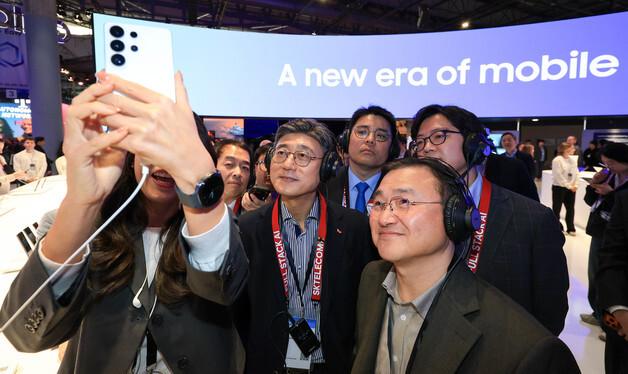 삼성전자-SK텔레콤, MWC26 현장에서 함께