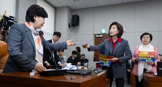 나경원 "이름 함부로 부르지마" 서영교 "너경원으로 불러?"